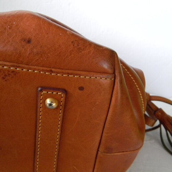 DOONEY & BOURKE FLORENTINE NATURAL TAN LEATHER BUCKLEY BUCKET DRAWSTRING BAG - Picture 11 of 16
